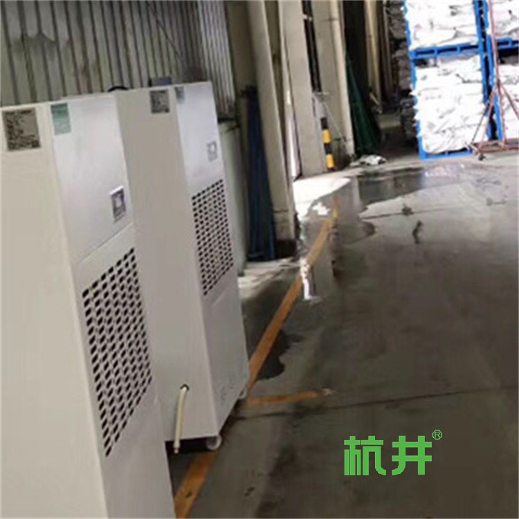 茧站仓库潮湿该咋办?